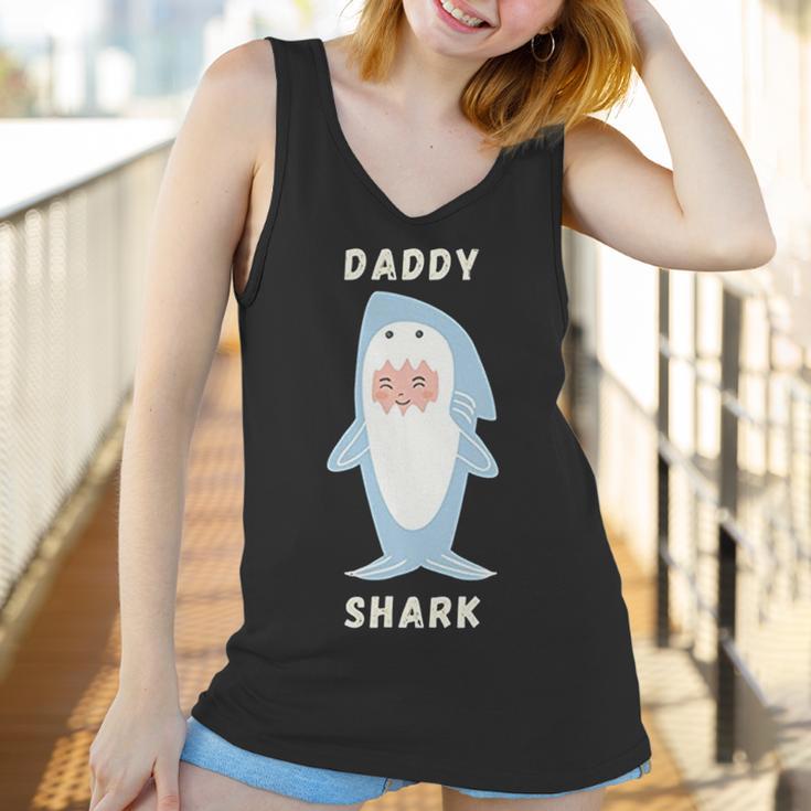 Daddy Shark Gift For Daddy Best Christmas Gifts For Dad Women Tank Top