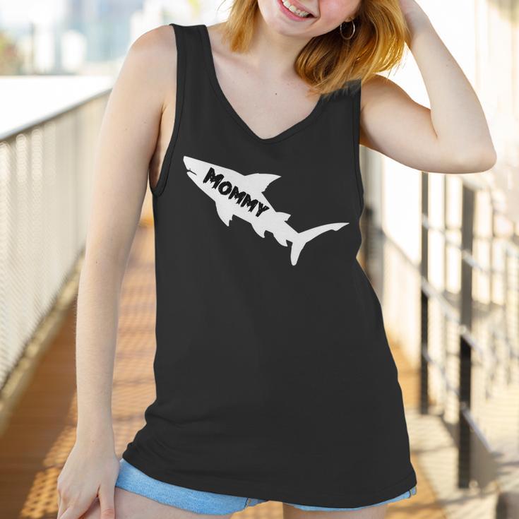 Mommy Shark Shark Family Costume Mothers Day Gifts Women Tank Top