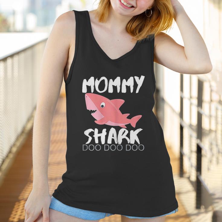 Womens Mommy Shark Mothers Day Gift For Wife Birthday Christmas Women Tank Top