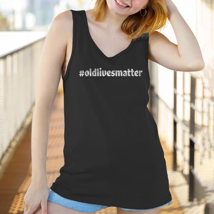 Oldlivesmatter Social Distancing Grandpa Grandma Women Tank Top