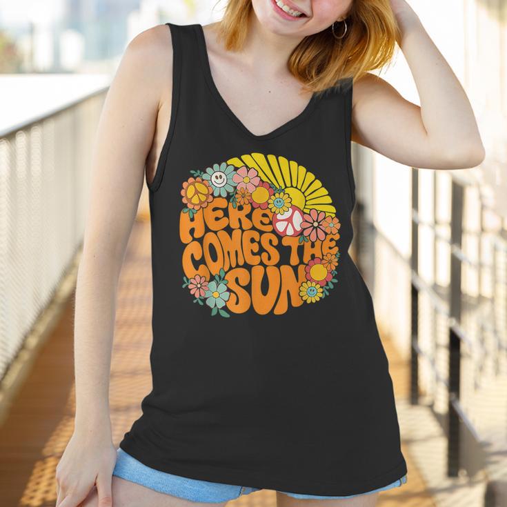 Retro Here Comes The Sun Floral Summer Family Vavation 2022 Women Tank Top