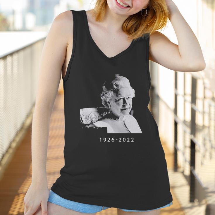 RIP Queen Elizabeth II Classic1926-2022 Men Women T-Shirt Graphic Print Casual Unisex Tee Women Tank Top