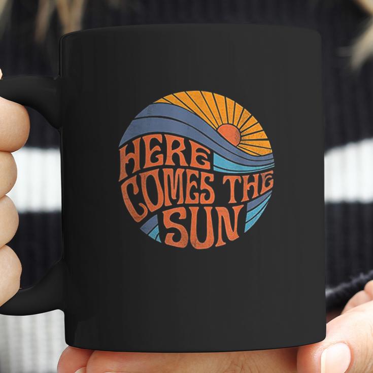 Here Comes The Sun Vintage Retro Sixties Surf Summer Beach Summer Gifts Coffee Mug