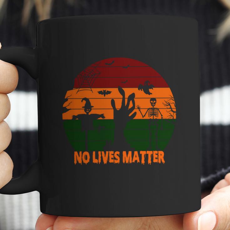 Cute Halloween Funny Halloween Day No Lives Matter Coffee Mug