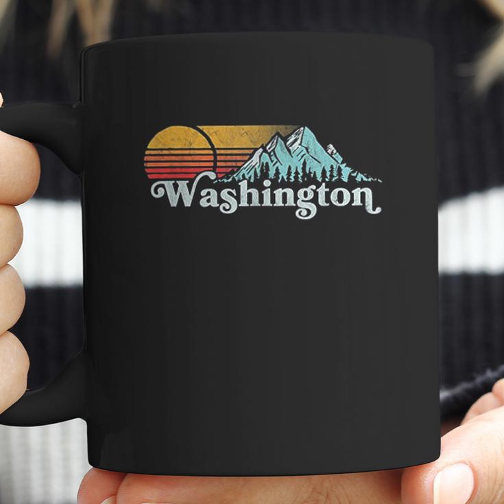 Vintage Washington State Retro Distressed Mountains Graphic Coffee Mug