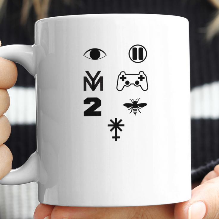 I Pause My Game Two Bee Here Coffee Mug