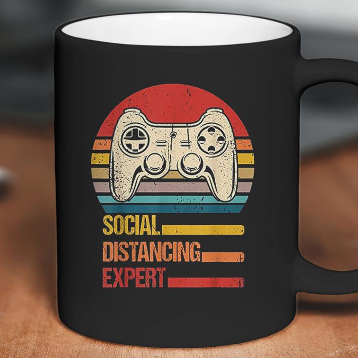 Funny Gaming Vintage Video Gamer Social Distancing Expert Coffee Mug