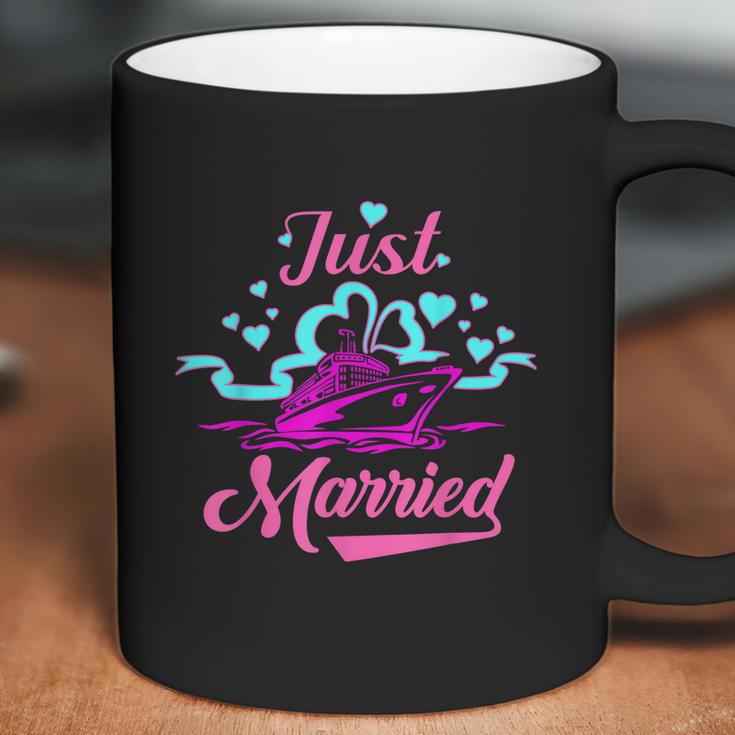 Just Married Newlyweds Cruise Honeymoon Graphic Design Printed Casual Daily Basic Coffee Mug