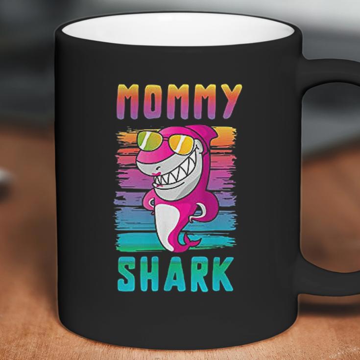 Mommy Shark Funny Retro Vintage Gifts For Mother Coffee Mug