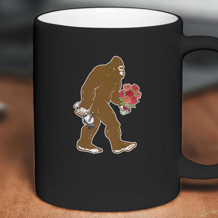 Weed Cannabis Funny Marijuana Bong Bigfoot Roses Gift Coffee Mug