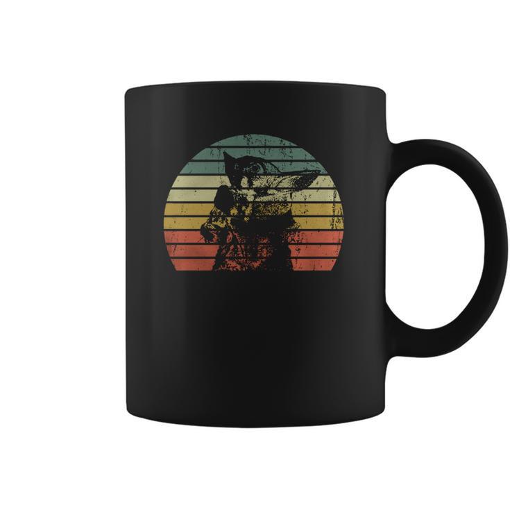 The Mandalorian | Vintage Retro Baby Yoda Meme T-Shirt Coffee Mug