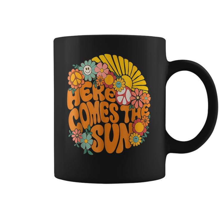 Retro Here Comes The Sun Floral Summer Family Vavation 2022  Men Women T-Shirt Graphic Print Casual Unisex Tee Coffee Mug