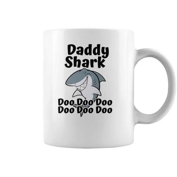 Mens Daddy Shark Doo Doo Doo  Matching Family Shirt Coffee Mug