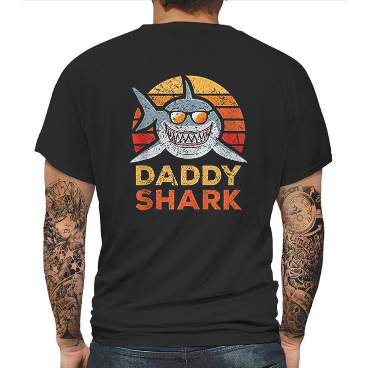 Retro Daddy Shark Design Funny Fathers Day Gift Dad Mens Back Print T-shirt