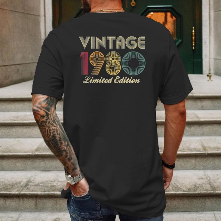 40Th Birthday Gift 1980 Vintage Limited Edition 40 Years Old Mens Back Print T-shirt Gifts for Men