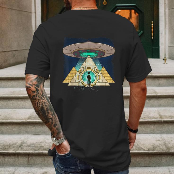 Ancient Astronaut Egyptian Pyramid Alien Conspiracy Theory Mens Back Print T-shirt Gifts for Men