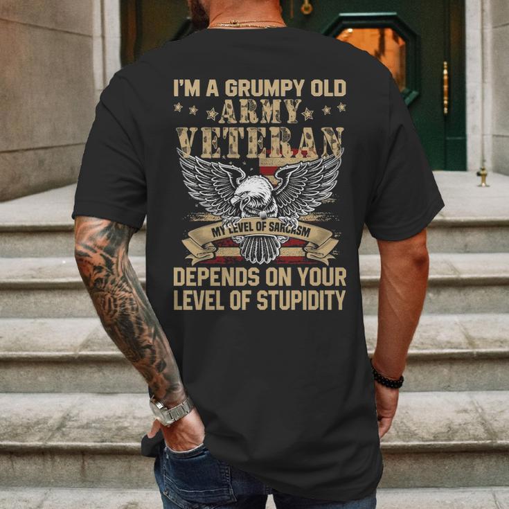 Im A Groumpy Old Army Veteran Mens Back Print T-shirt Gifts for Men