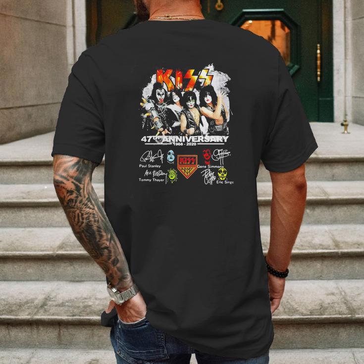 Kiss Band 47Th Anniversary Signatures Mens Back Print T-shirt Gifts for Men