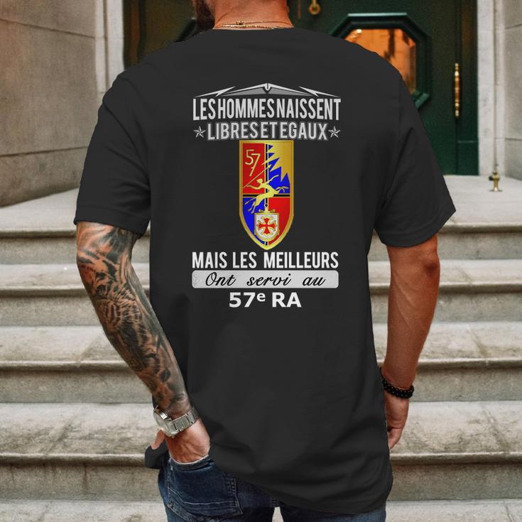 Les Hommes Naissent Libre Et Égaux Mais Les Meilleurs Ont Servi Au 57 Ra Mens Back Print T-shirt Gifts for Men