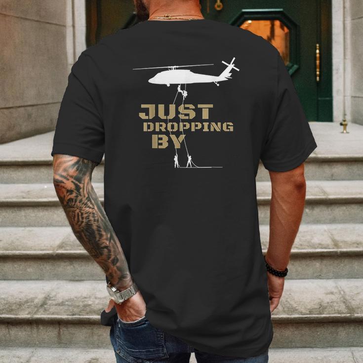 U60 Black Hawk Helicopter Rappelling Abseiling Soldiers Mens Back Print T-shirt Gifts for Men