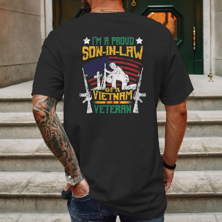 Veteran Proud Son In Law Of A Vietnam Veteran Mens Back Print T-shirt Gifts for Men