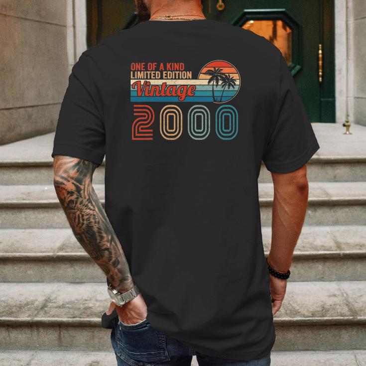 Vintage 2000 22 Vintage Gifts Birthday 22 Years Old Mens Back Print T-shirt Gifts for Men