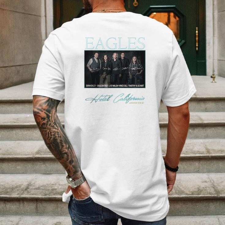 Eagles Played Beginning To End Hotel California Signatures Mens Back Print T-shirt Gifts for Men