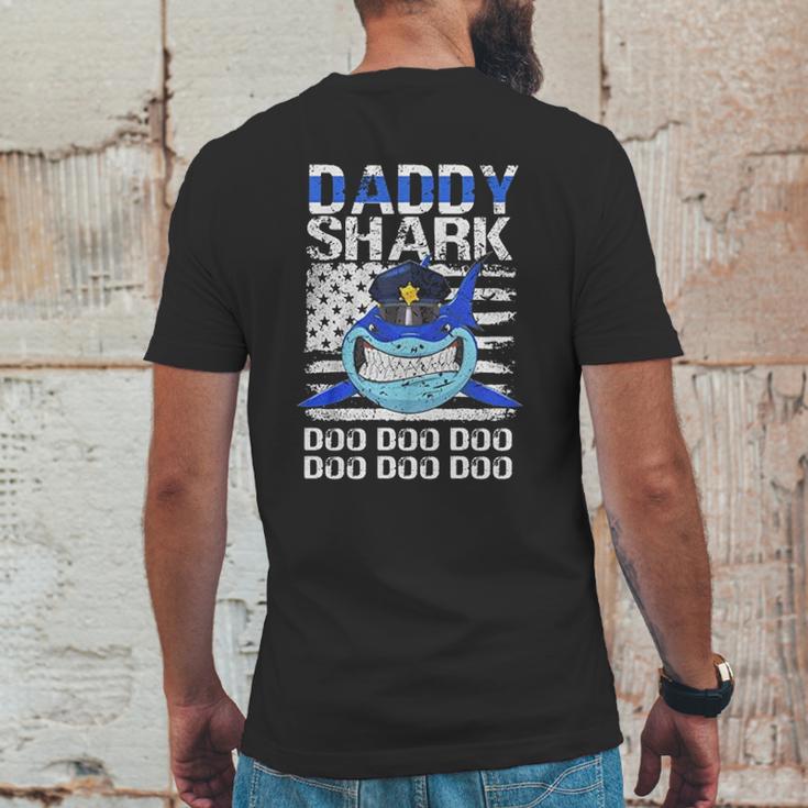 Daddy Shark Doo Doo American Flag Retro Mens Back Print T-shirt Funny Gifts