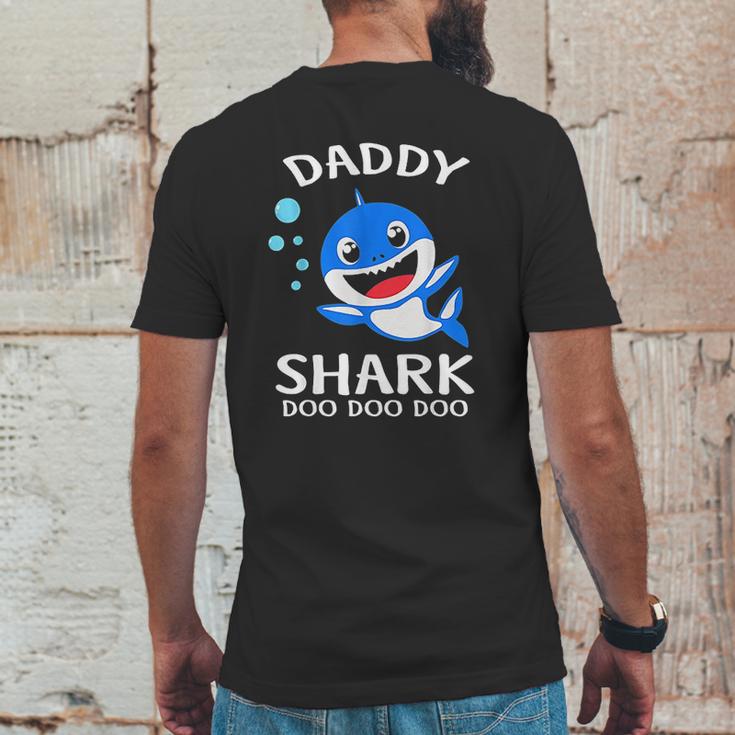 Daddy Shark Doo Doo Funny Fathers Day Gift Mens Back Print T-shirt Funny Gifts