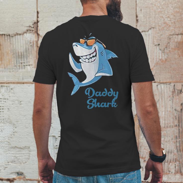 Daddy Shark Gift Fathers Day Mens Back Print T-shirt Funny Gifts