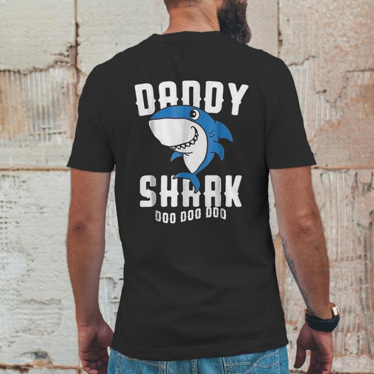 Funny Daddy Shark Doo Dad Birthday Gifts Mens Back Print T-shirt Funny Gifts