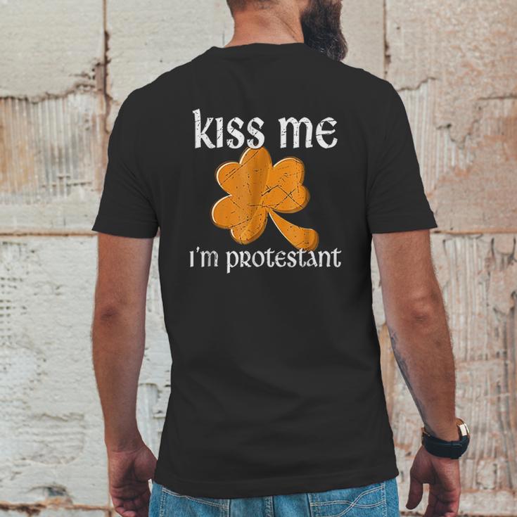 Kiss Me I Am Protestant St Patricks Day Mens Back Print T-shirt Funny Gifts