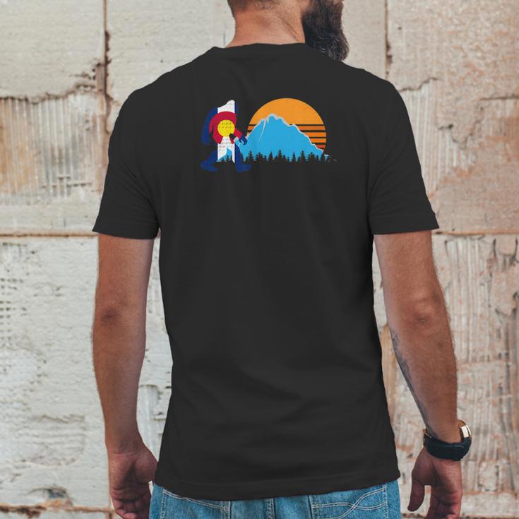 Retro Bigfoot Sun Mountain Colorado State Flag Shirt Gift Mens Back Print T-shirt Funny Gifts