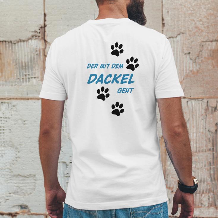 Der Mit Dem Dackel Geht Mens Back Print T-shirt Funny Gifts