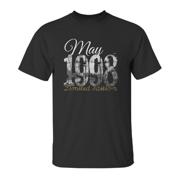 May 1998 Tee 23 Years Old  1998 23Rd Birthday Gift Unisex T-Shirt