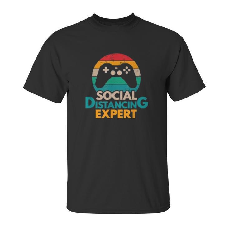 Social Distancing Expert Gaming Vintage Video Gamer Gift Unisex T-Shirt