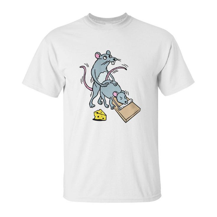 Mouse Screwing A Mouse In A Mousetrap Funny Joke T-Shirt Unisex T-Shirt