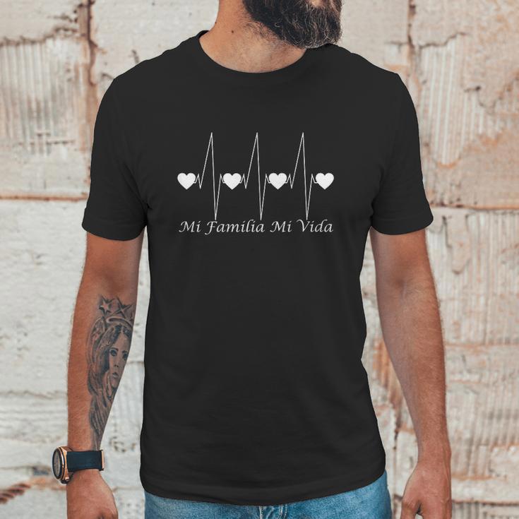 Amo A Mi Familia Mi Vida Latido Del Corazon Unisex T-Shirt Gifts for Him