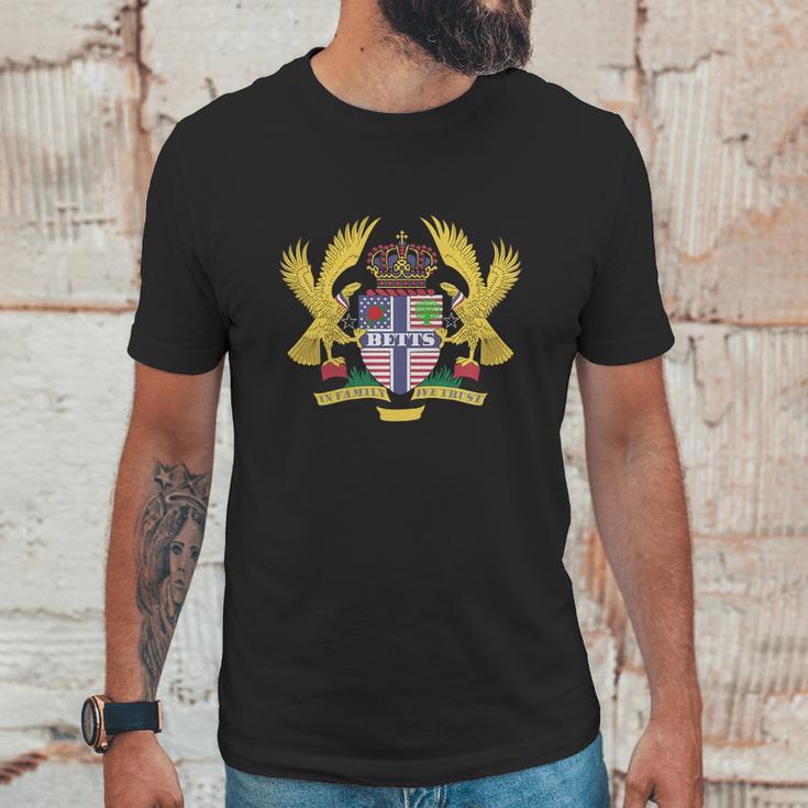 Betts Family Crest For American People - Betts Family T-Shirt Hoodie Sweatshirt Unisex T-Shirt Gifts for Him