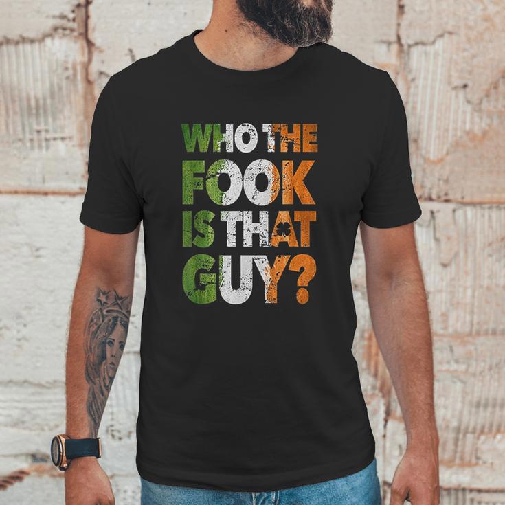 Who The Fook Is That Guy Funny For Boxing Match Unisex T-Shirt Gifts for Him