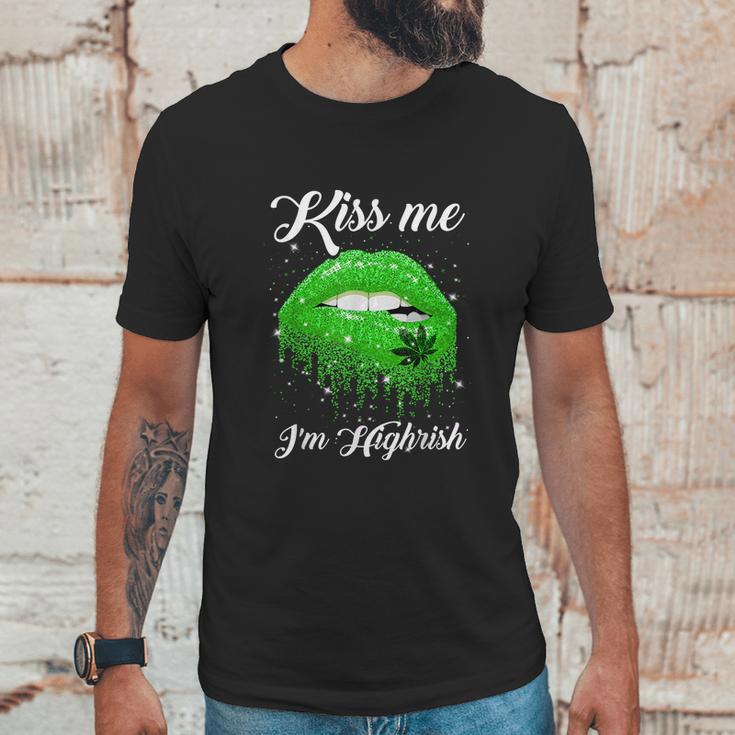 Kiss Me Im Highrish 420 Cannabis Marijuana Weed Lips Gift Graphic Design Printed Casual Daily Basic Unisex T-Shirt Gifts for Him