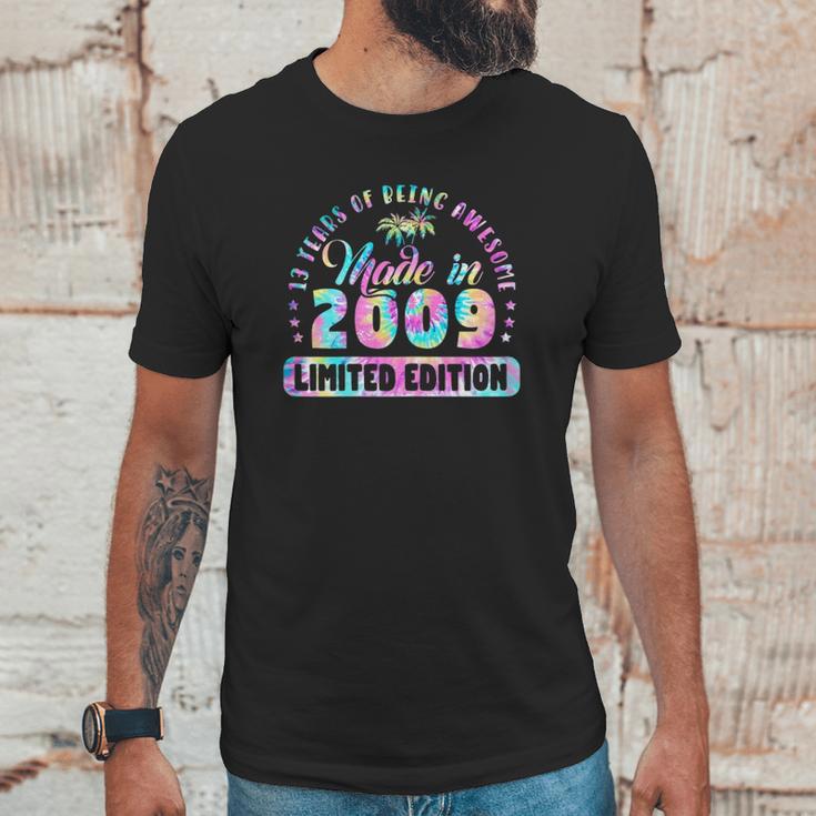 Made In 2009 Limited Edition 13Th Birthday Gifts 13 Years Old Unisex T-Shirt Gifts for Him