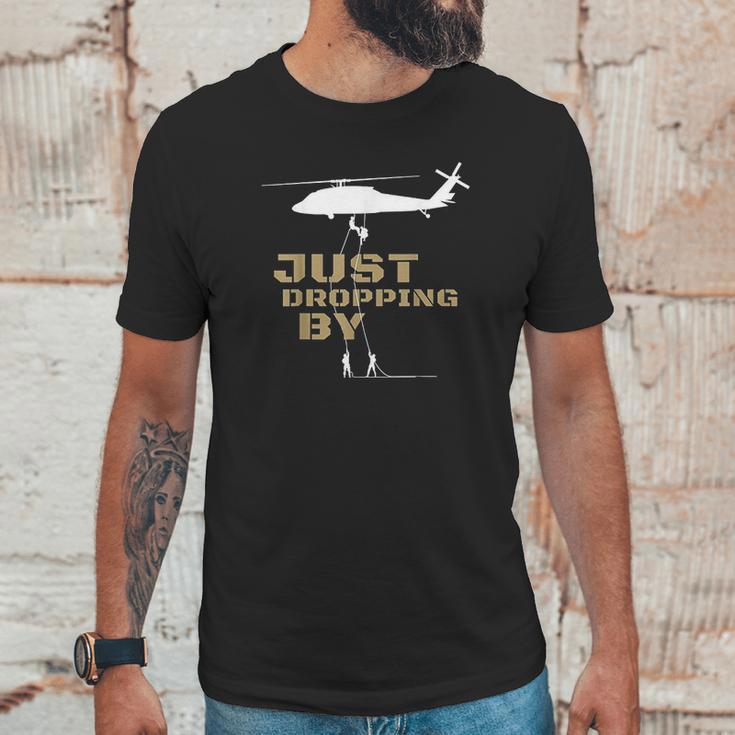 U60 Black Hawk Helicopter Rappelling Abseiling Soldiers Unisex T-Shirt Gifts for Him