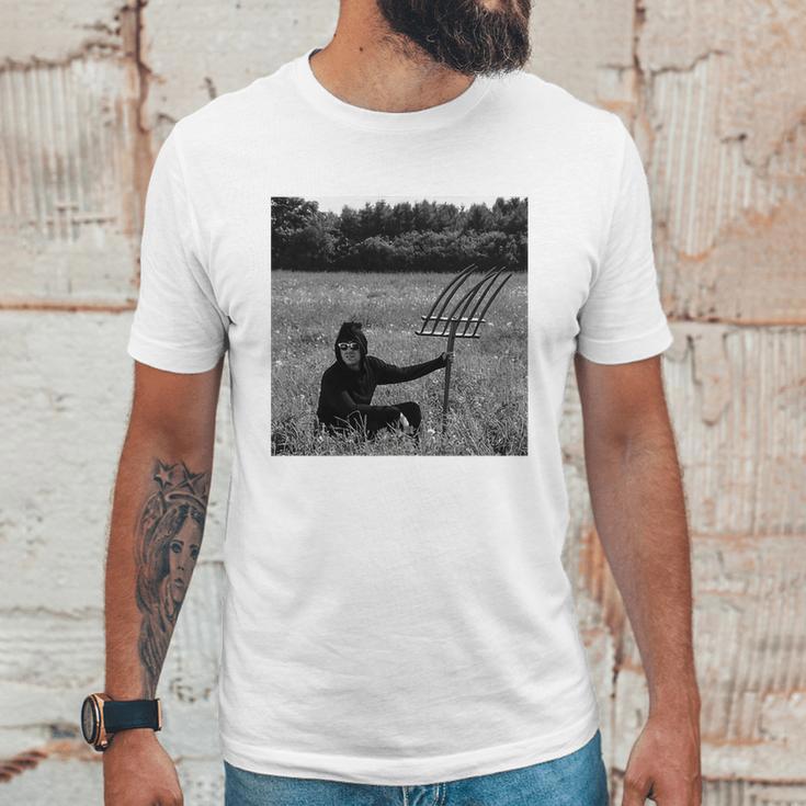 Schitts Creek David Rose In A Field Unisex T-Shirt Gifts for Him