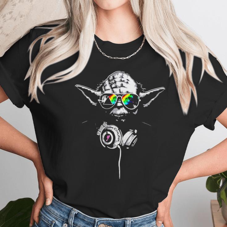 05122019X025-Star-Wars-Yoda-Edm Amzsite Unisex T-Shirt Gifts for Her