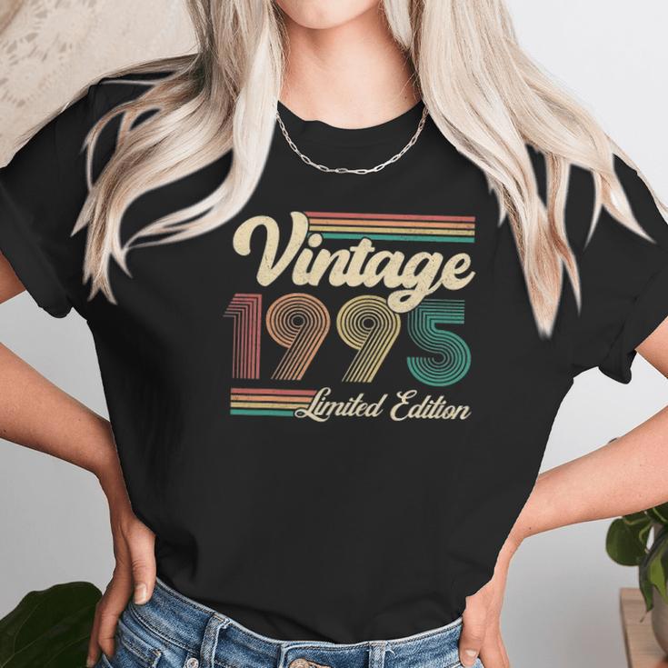 26 Years Old Gifts Born In 1995 Vintage 26Th Birthday Retro Unisex T-Shirt Gifts for Her