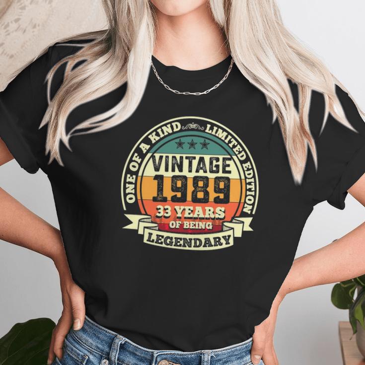 33Rd Birthday Vintage Tee Retro Legendary 1989 33 Years Old Unisex T-Shirt Gifts for Her