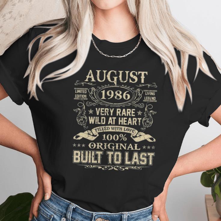 August 1986 35 Years Old 35Th Birthday Gifts Unisex T-Shirt Gifts for Her