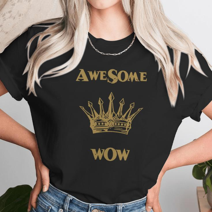 Awesome Wow The Hat Of The King TeeShirt Unisex T-Shirt Gifts for Her