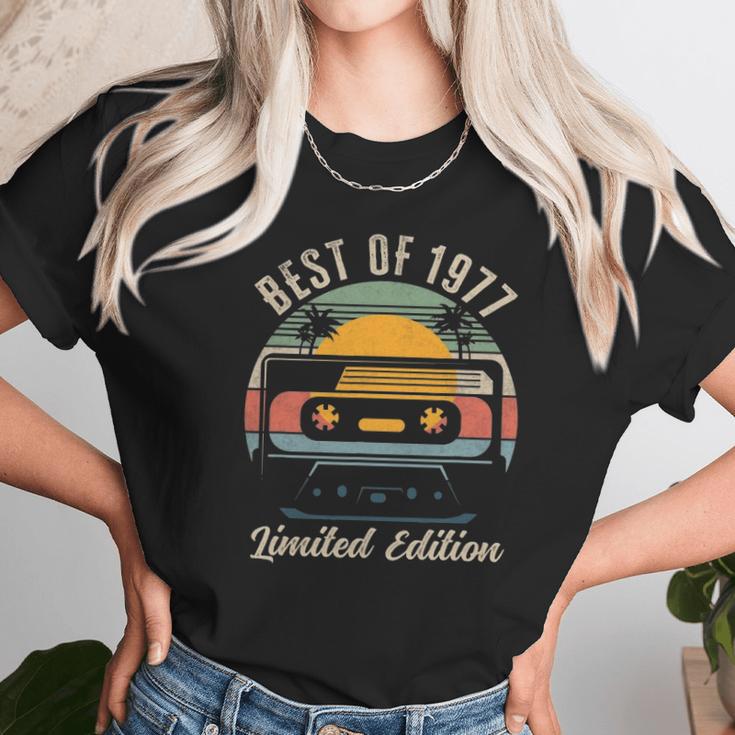 Best Of 1977 45Th Birthday Gifts Limited Edition 45 Years Old Unisex T-Shirt Gifts for Her